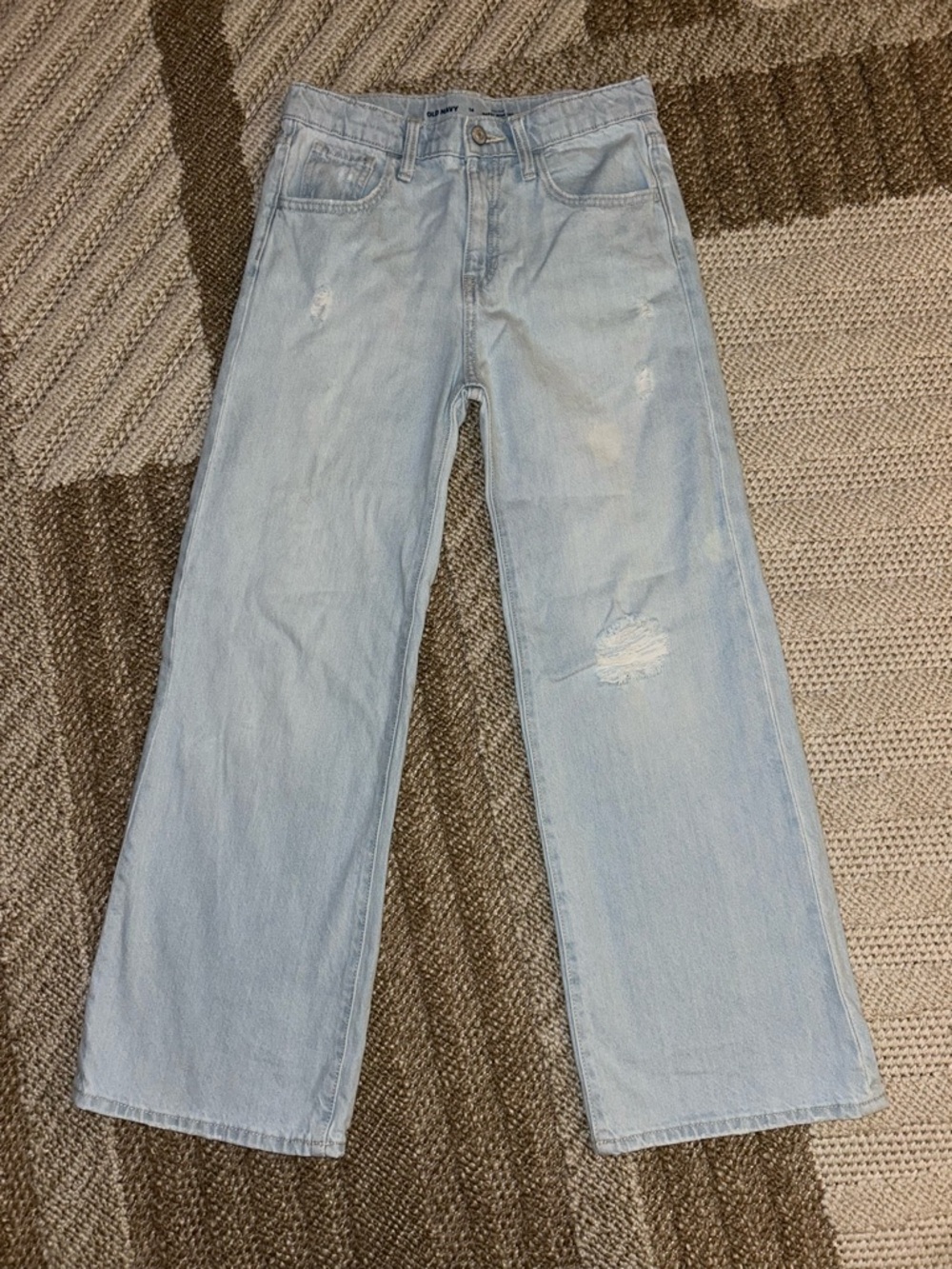 Old Navy Light Blue Wide-Leg Baggy Distressed Jeans